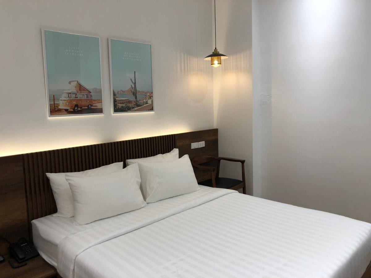 Coconut Hotel Phu Yen Туїхоа Номер фото